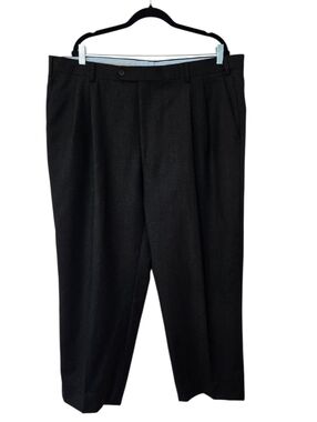 Zignone Classic Black Pleated Dress Pants